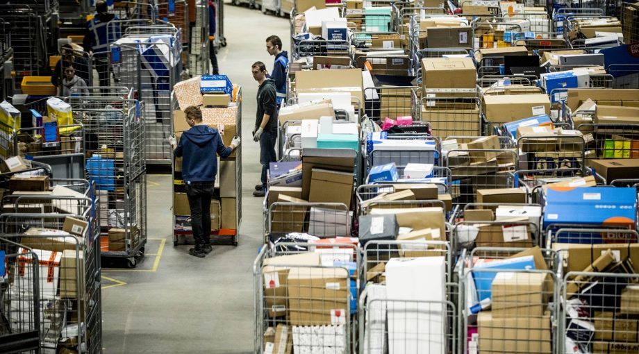 Pakket sorteercentrum chaos 1