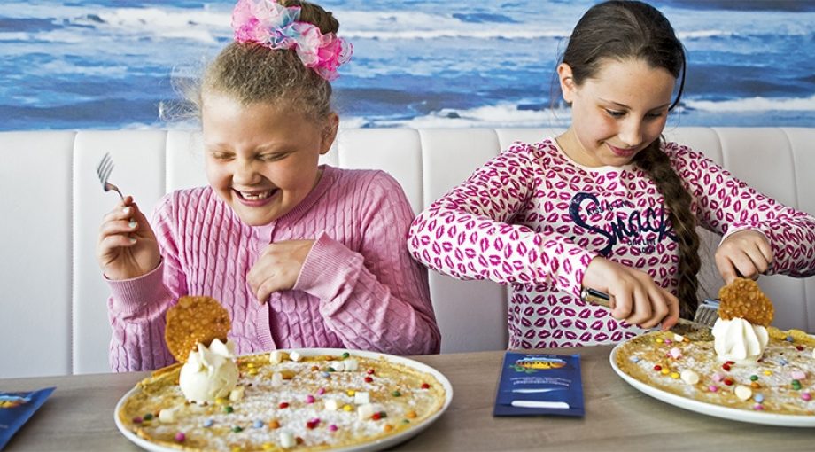 Pannenkoek meisjes kinderen pannenkoekendag