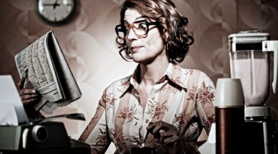 Pauze vrouw koffie groot