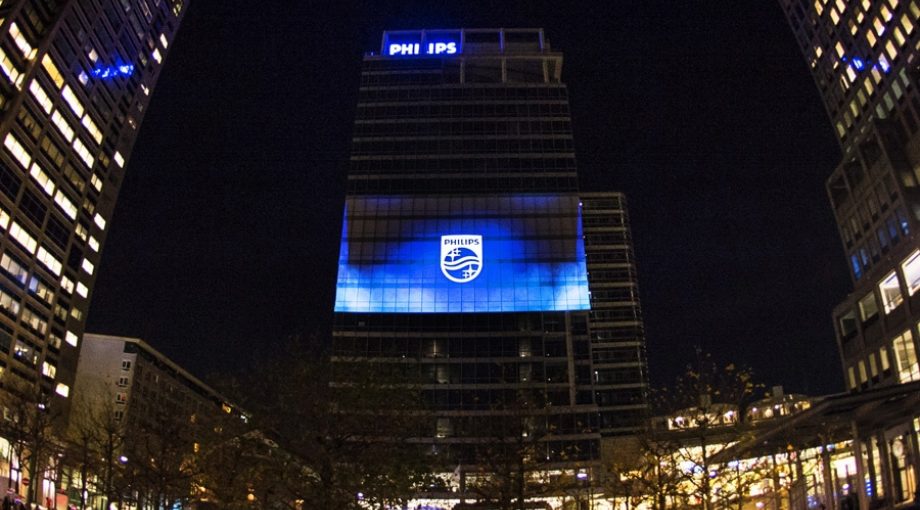 Philips logo gebouw groot