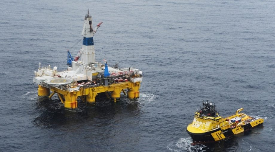 Polar pioneer boorplatform shell groot
