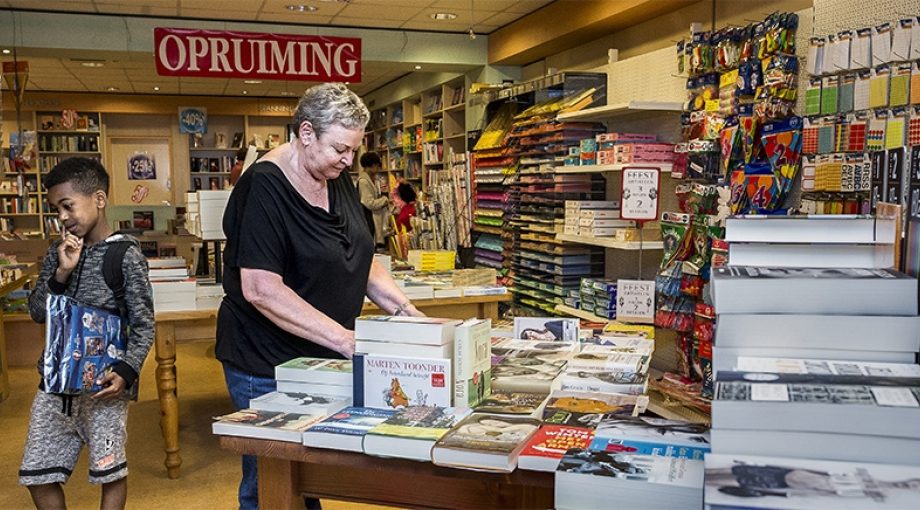 Polki reigersbos amsterdam zuidoost boekhandel boeken boekwinkel trees middelkoop
