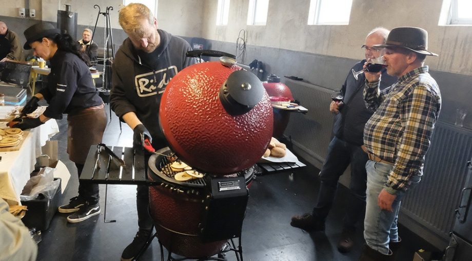 Rookoven en bbq centernunspeet 1
