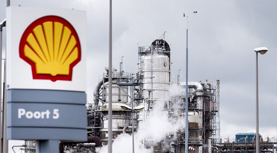 Shell pernis raffinaderij fabriek botlek maasvlakte rotterdam