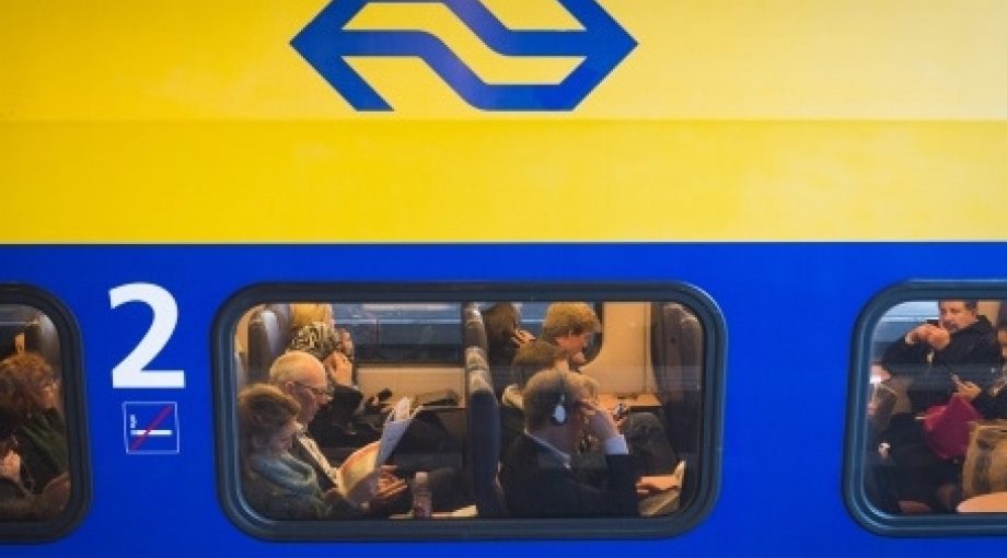 Spoorwegen ns treinen reizigers middelgroot