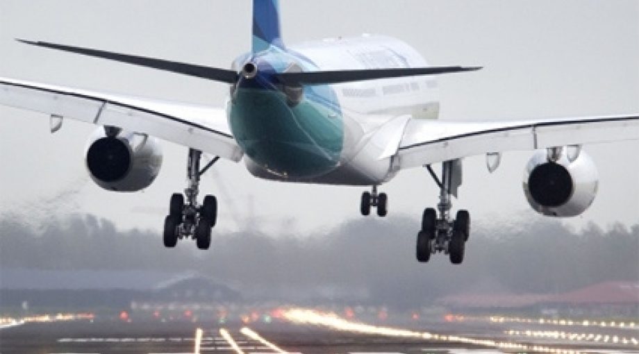 Storm garuda schiphol 425
