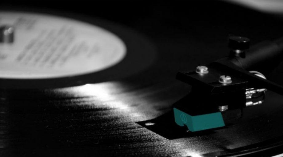 Turntable 1208177 1920