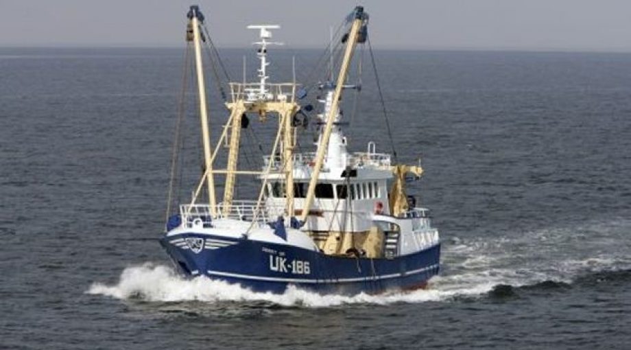 Urk vissers aan wal