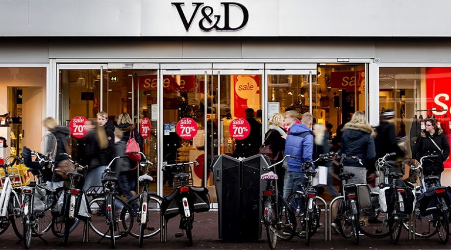Vdvroomdreesman1065