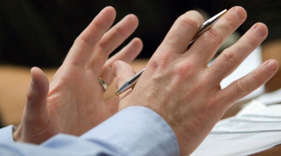 Vergaderen debatteren Fusie zeven gemeente Groningen