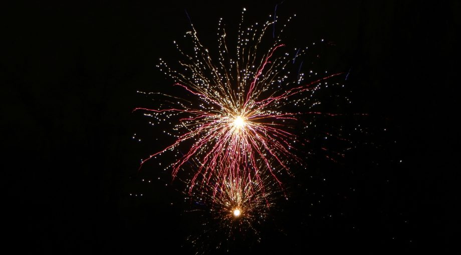 Vuurwerk verkoper verkopen verkoop legaal illegaal moeilijk lastig