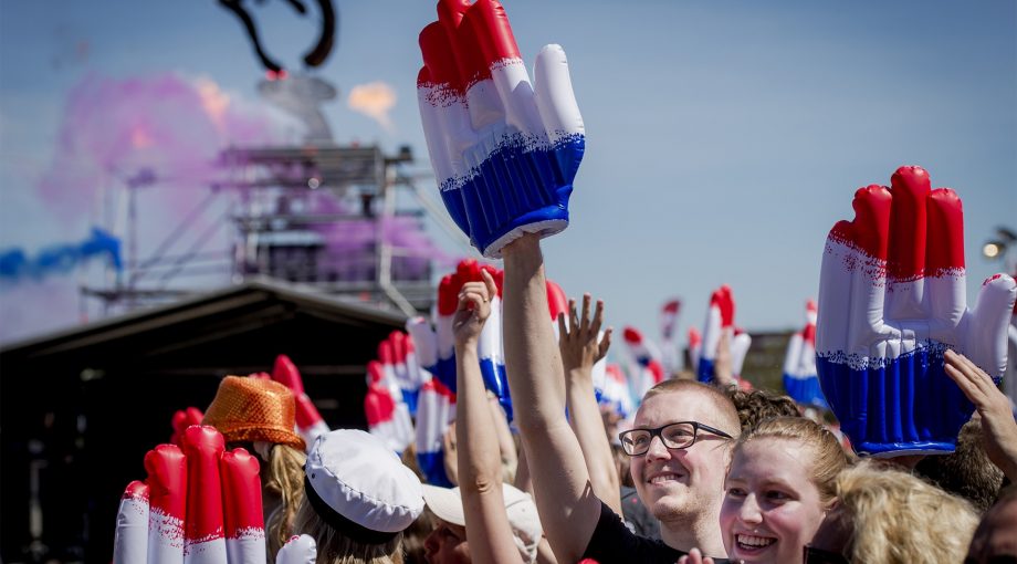 Wanneer vrij op bevrijdingsdag beroepsgroepen ambtenaren leraren
