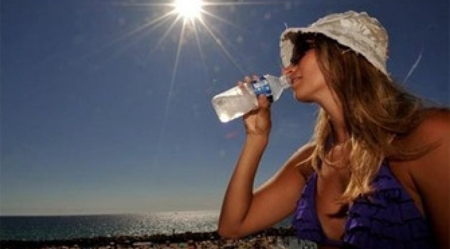 Water drinken hittegolf 335
