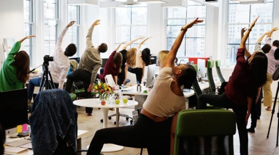 Yoga kantoor succes start werkdag middelgroot