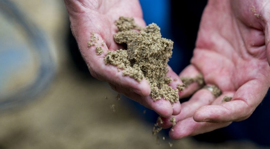 Zand haren bouwrijp maken bedrijventerrein