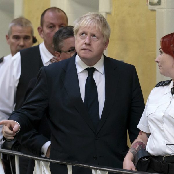 Wittebroodsweken boris johnson loze beloftes brexit cellen
