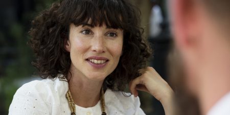 Lonen omhoog Sandra Phlippen
