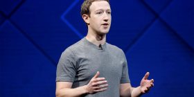 RC131 EB521 C0 FACEBOOK ZUCKERBERG 1