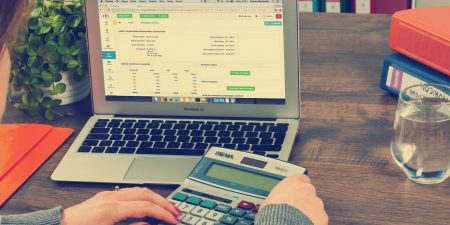 Belastingdienst geld opleveren oplevert tips advies administratie ondernemers starters