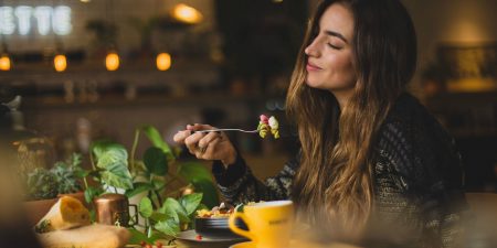 Rekening cafe restaurant duurder prijzen stijgen omhoog duur geld