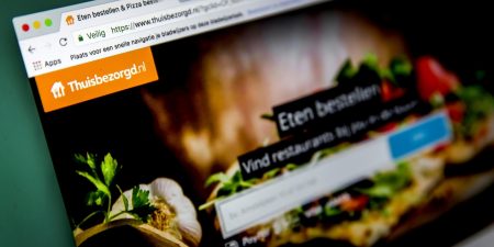 Restaurant houders kopen hogere positie top ranking thuisbezorgd