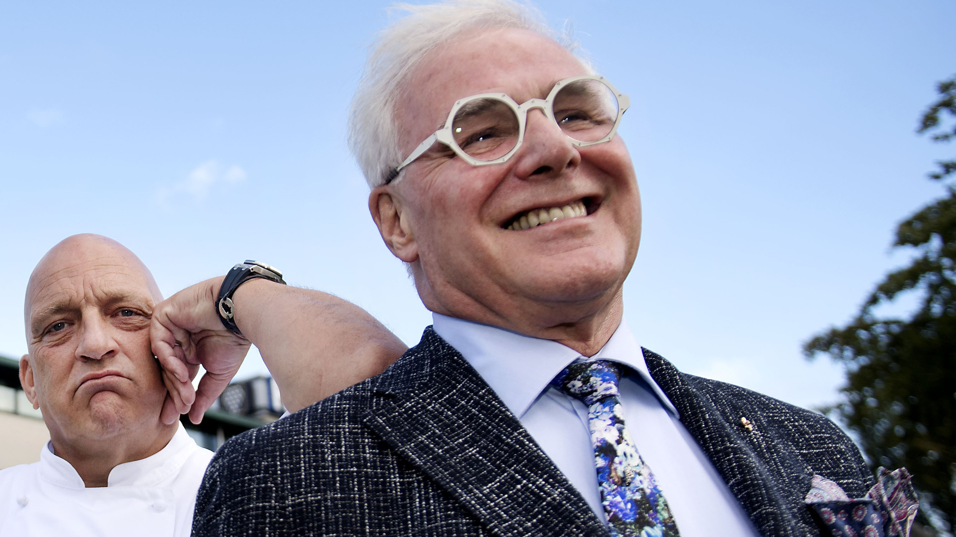 Meneer reimers herrie in de druiventros rtl hotelier herman den blijker