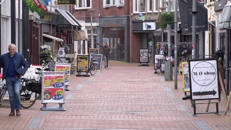 Lege winkelstraat lockdown corona