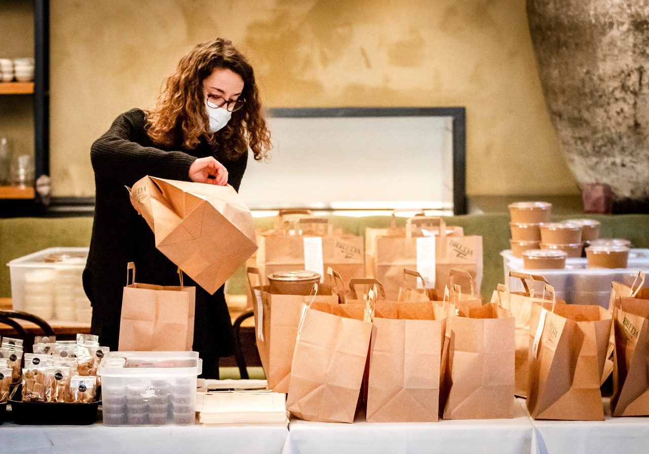 Maaltijd bezorgen boodschappen bezorging delivery markt