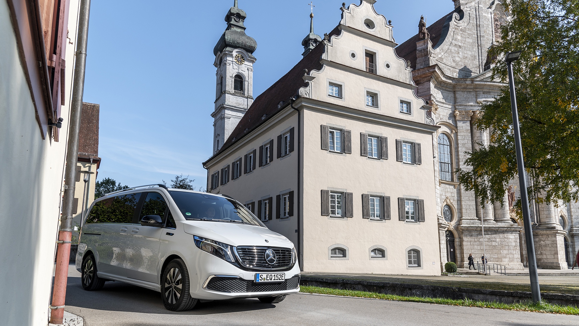 Mercedes elektrische auto eqv ondernemers
