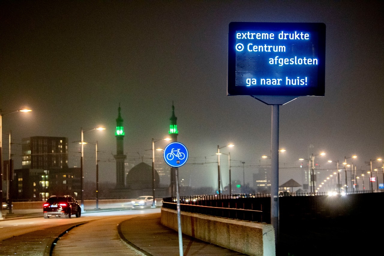 Rotterdam black friday drukte corona