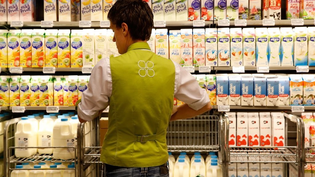 Supermarkt plus openingstijden vakkenvullen