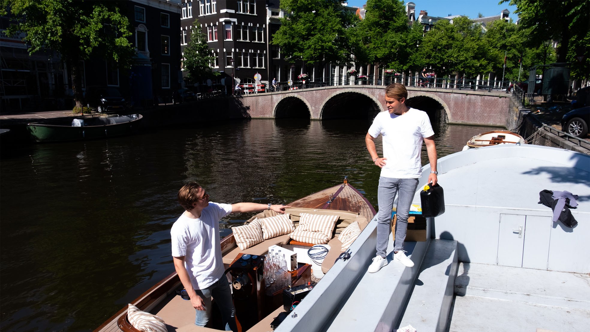 Water amsterdam bootje gracht