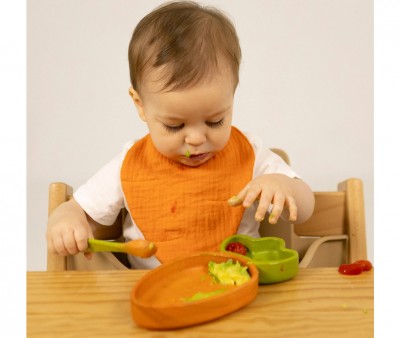 Vajilla Infantil Plato y Cuchara de Madera Cathy The Carrot