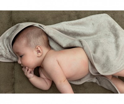 Large Feather Grey Personalized Bath Towel Cape