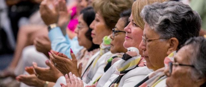 congreso mujeres profesionistas