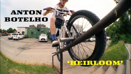 D VEV Uqu U8kkhqdefault