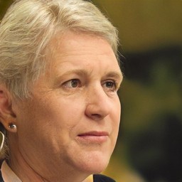 Оксана Маркова