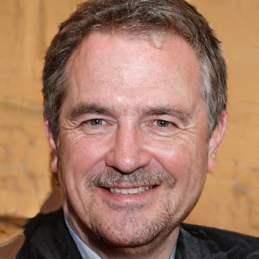 Олег Ашурина