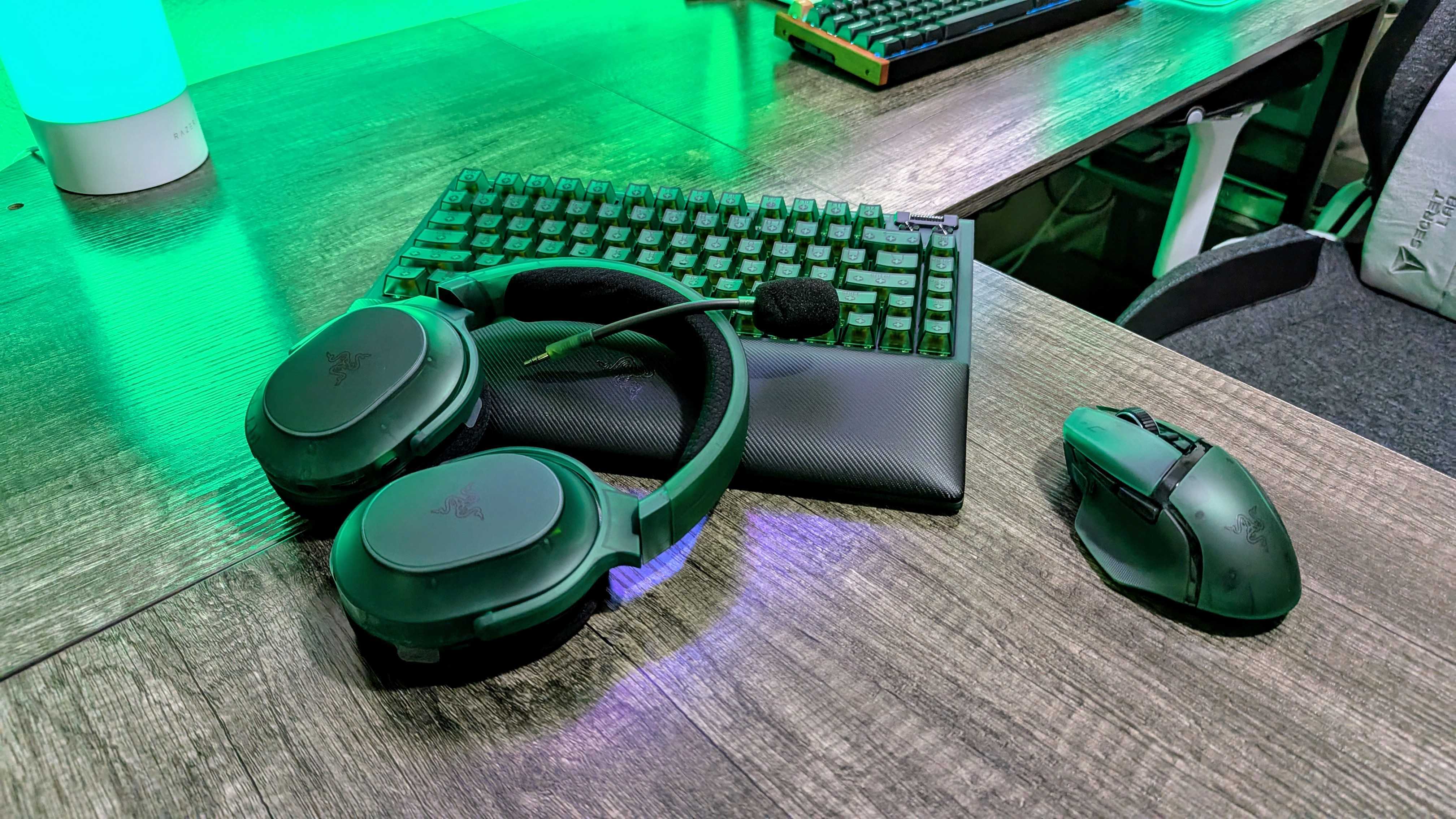 Коллекция Razer Phantom Green.