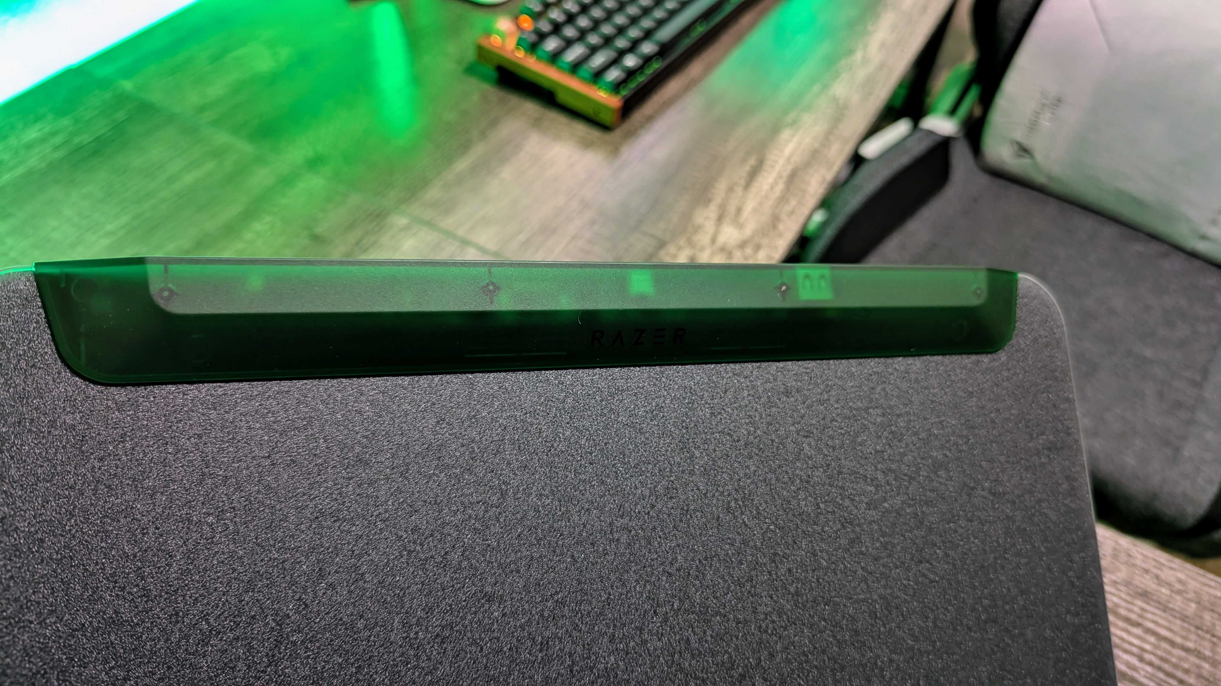 Коллекция Razer Phantom Green.