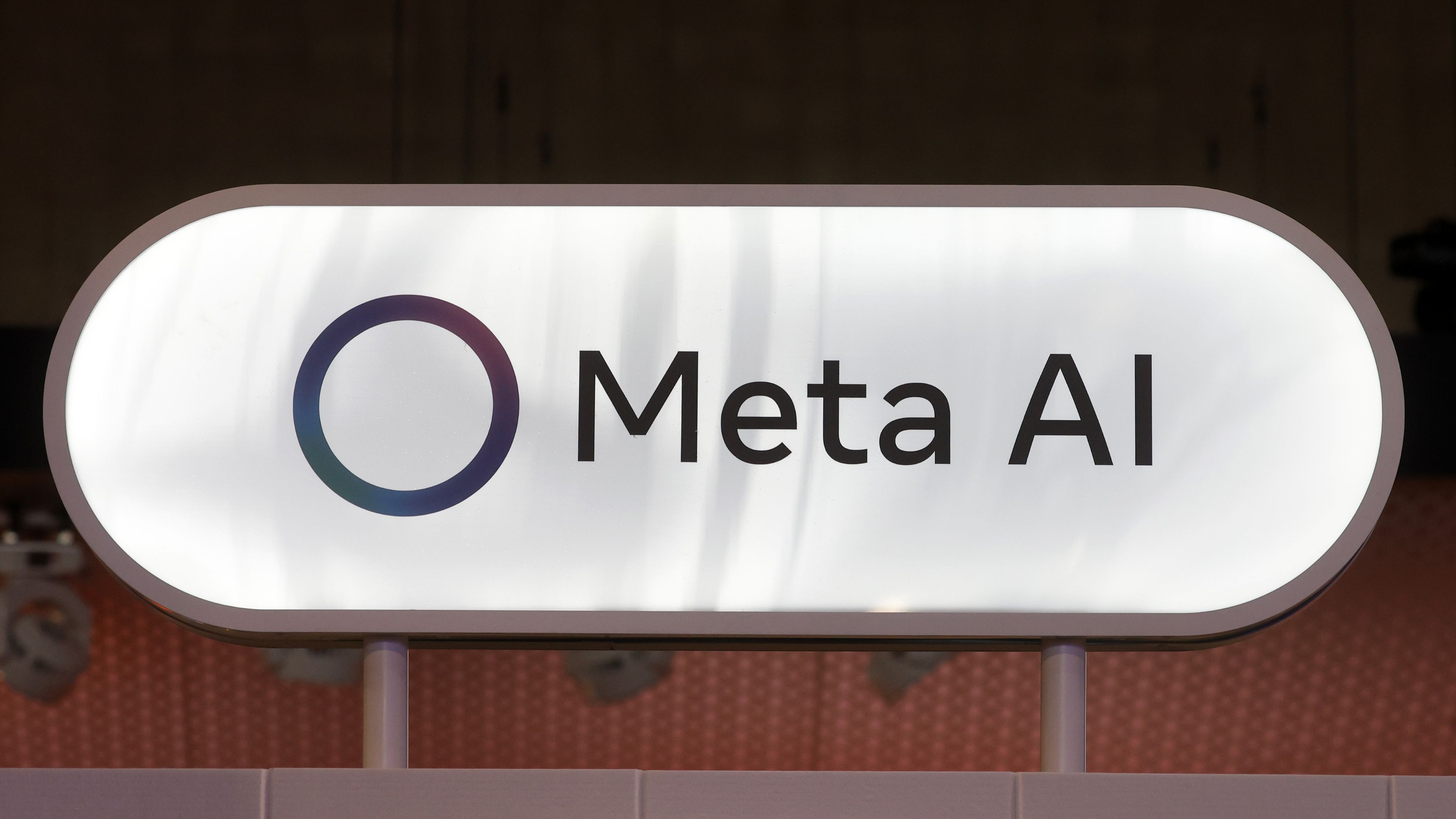 Логотип Meta AI