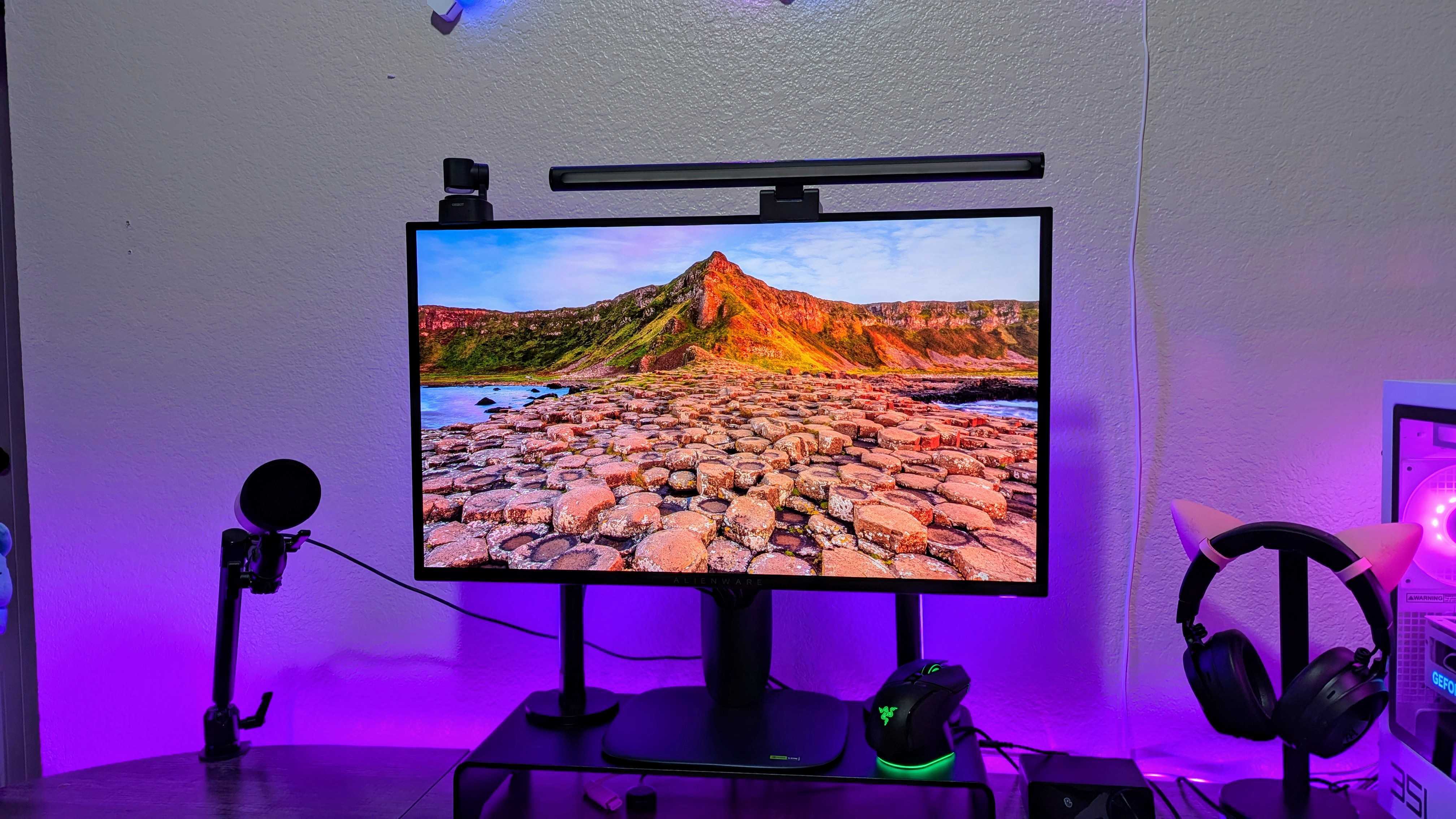 Изображение игрового монитора Alienware 27 4K QD-OLED Gaming Monitor (AW2725Q).