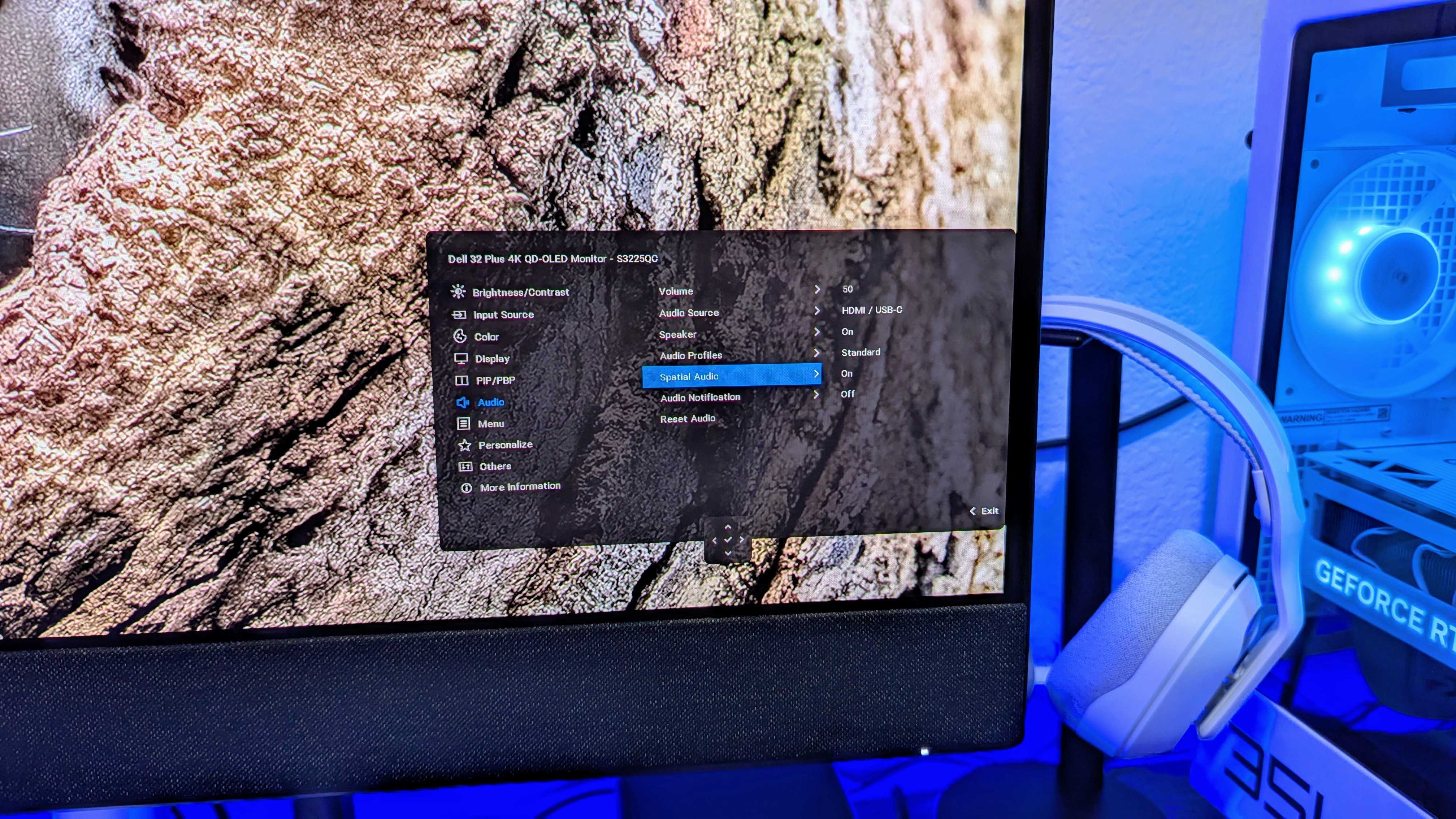 Изображение монитора Dell 32 Plus 4K QD-OLED (S3225QC).