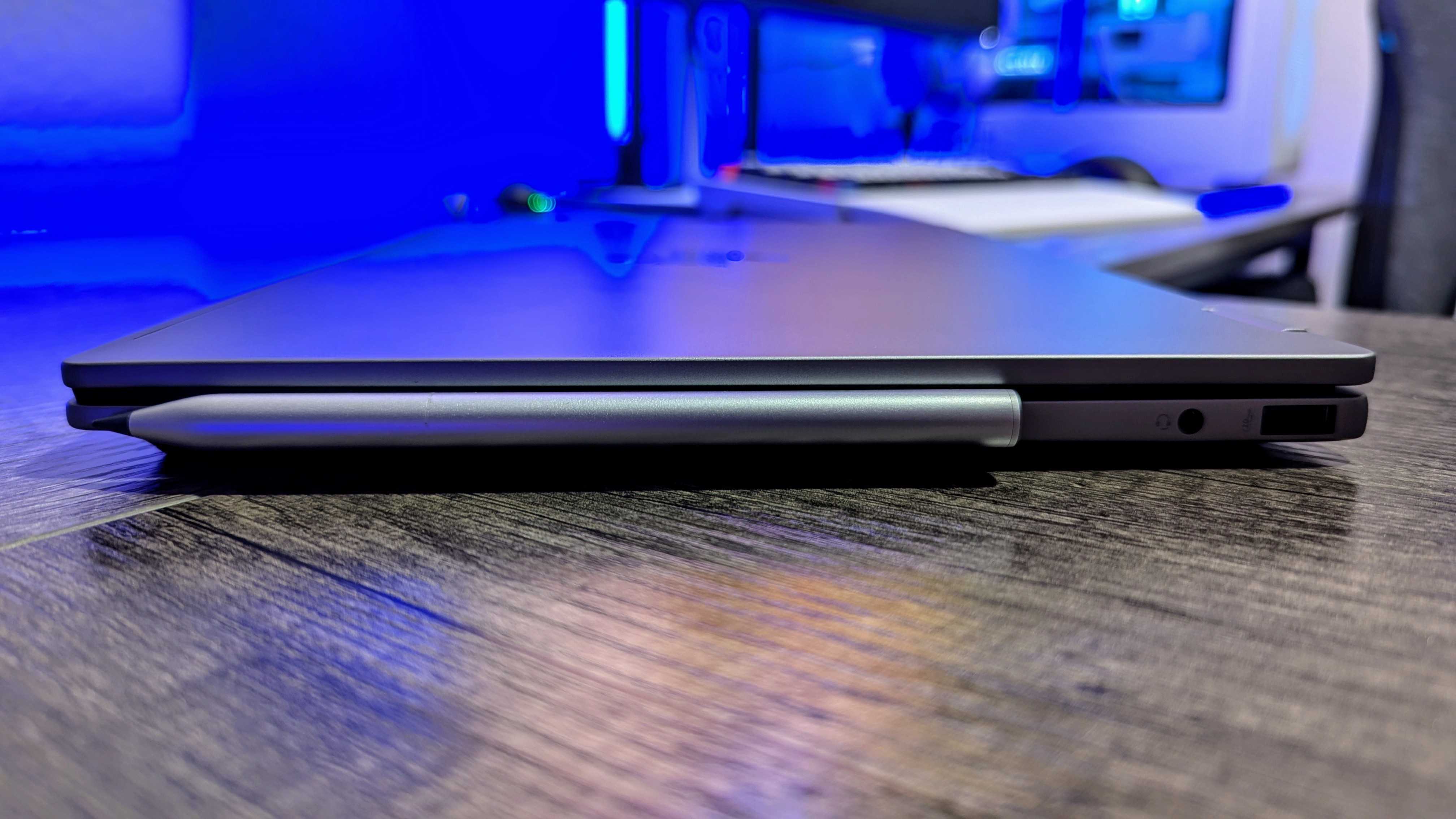 Дисплей HP OmniBook X Flip 14 (2025).