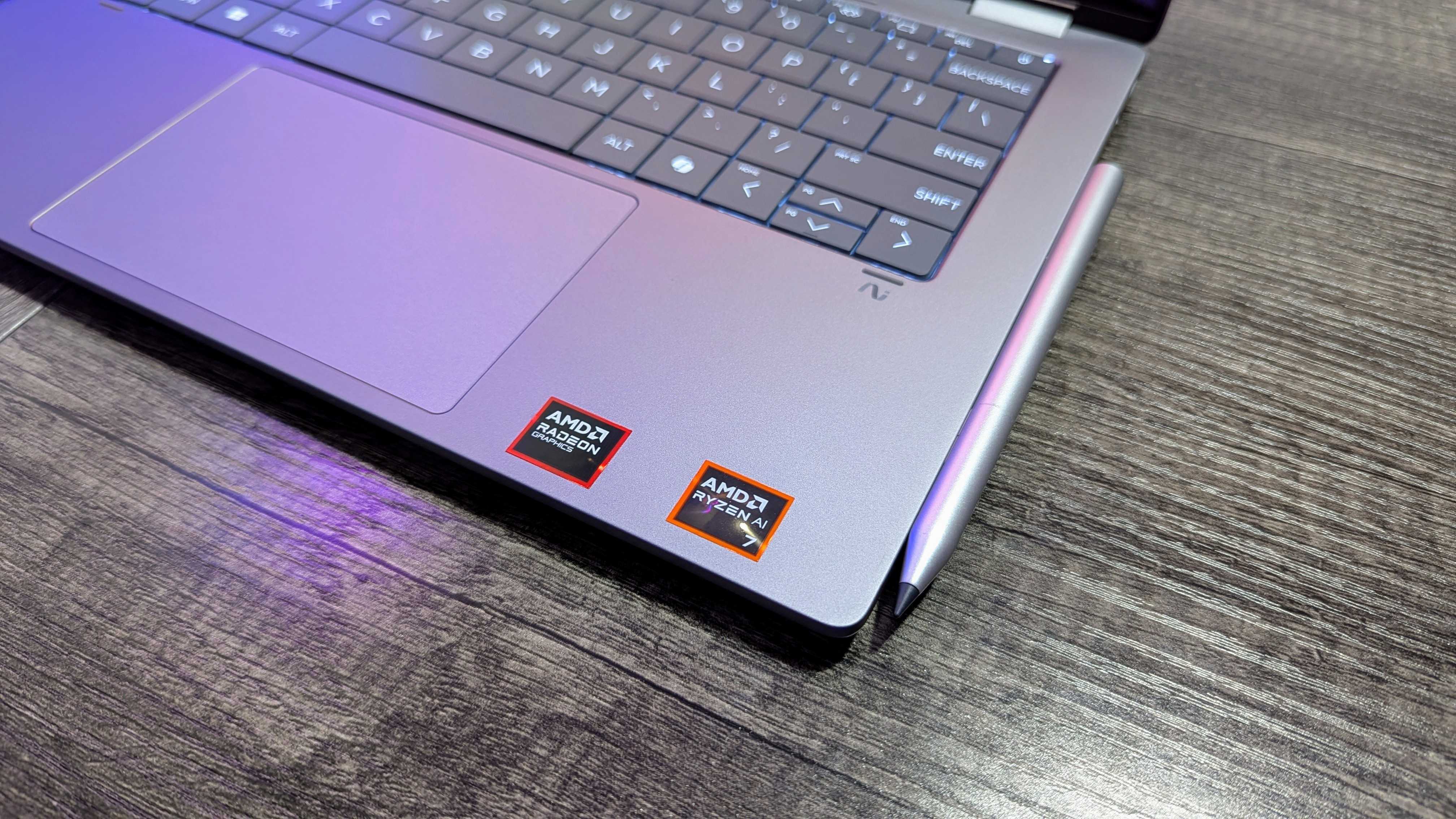 Внутренности HP OmniBook X Flip 14 (2025).