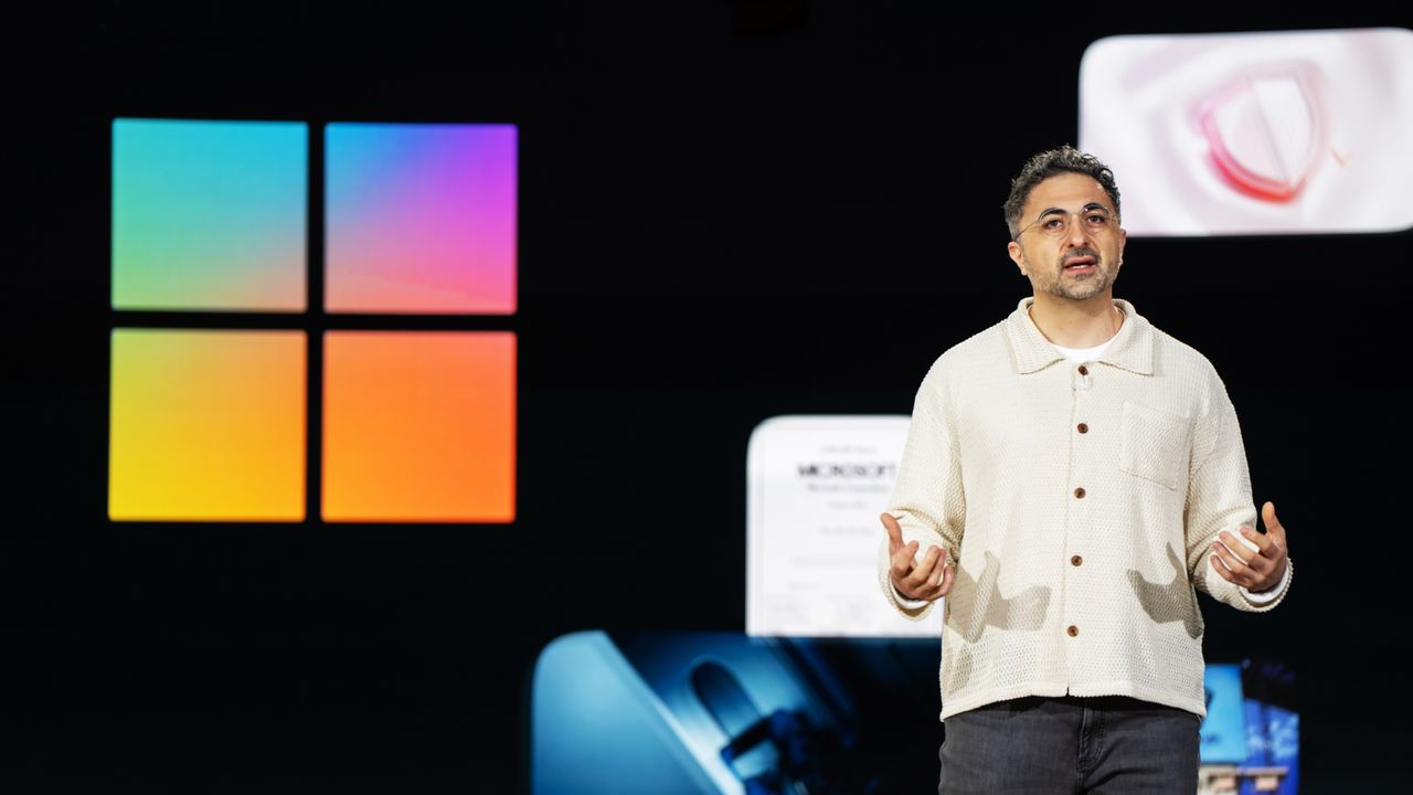Битва за таланты: Microsoft переманивает звезд ИИ из Google для усиления Copilot