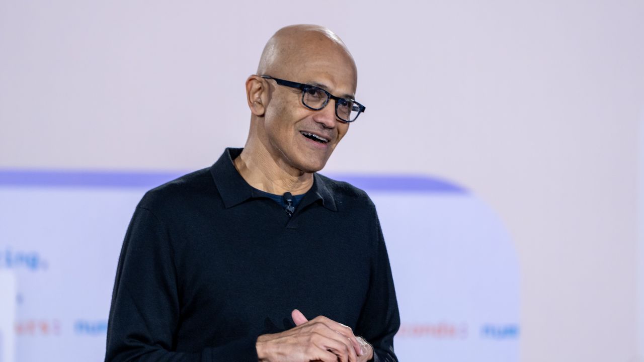 Microsoft увольняет сотрудников, несмотря на процветание: что происходит?