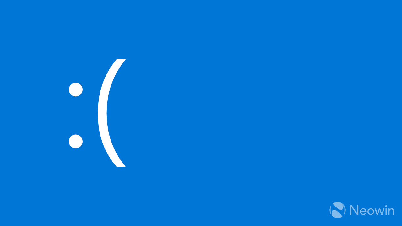 Грустный смайлик на синем фоне, намекающий на BSOD