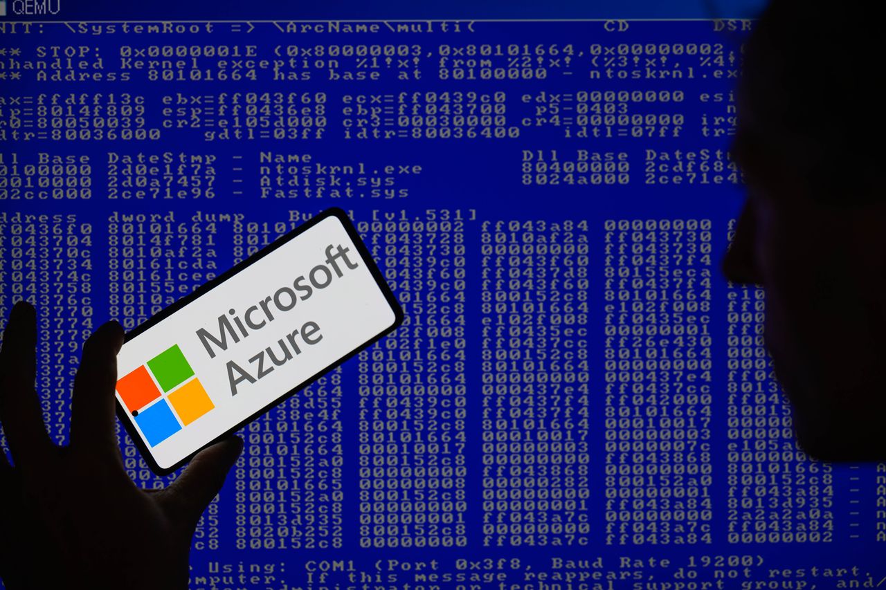 Облачные баталии: Microsoft рапортует о $75 млрд выручки Azure, а регулятор видит проблемы с конкуренцией