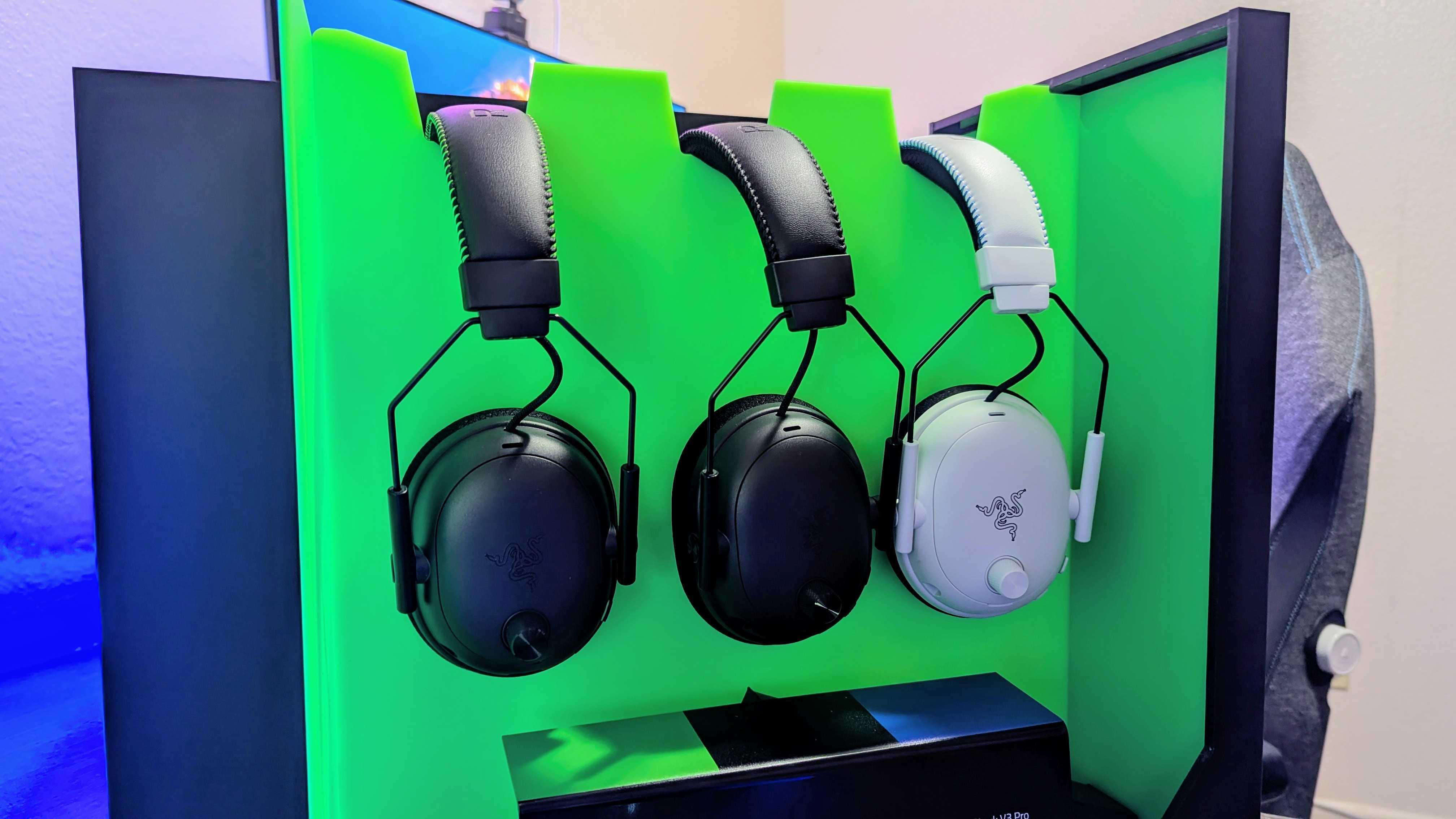 Изображение беспроводной игровой гарнитуры Razer BlackShark V3 Pro.